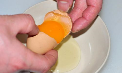 蛋黄颜色深浅有什么区别,蛋黄的颜色越深越好图7