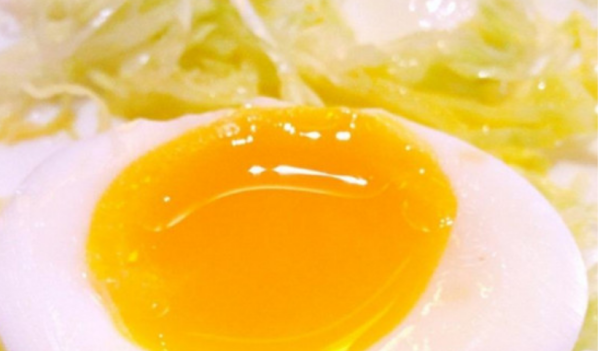 流黄蛋对身体有害,荷包蛋流心能不能吃图1