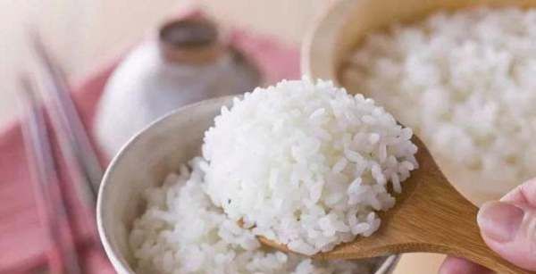 米饭怎么蒸好吃又香,怎样蒸米饭更好吃窍门图3
