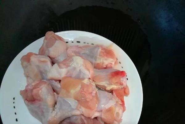 红烧鸡翅根怎么烧好吃又简单,红烧鸡翅根的做法简单又好吃图9