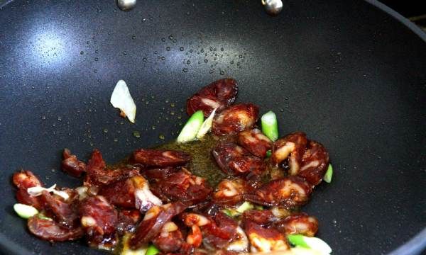 蒜苔怎么炒好吃家常做法,家常菜蒜苔炒法窍门图8