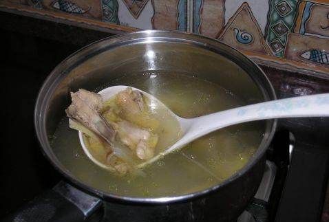 黄皮煲汤的做法大全,黄皮可以煲汤瘦肉汤图2
