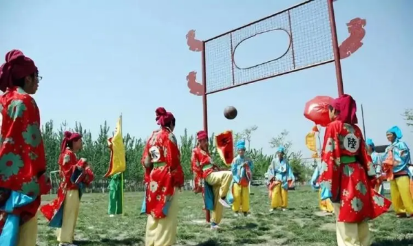 蹴鞠发源地是淄博临淄,淄博是足球的发源地英语图6