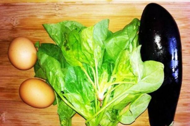 菠菜是发物癌症病人能吃,属于发物的蔬菜有哪些图3