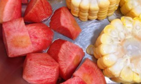 排骨玉米怎么炖好吃,玉米炖排骨汤的做法步骤图9