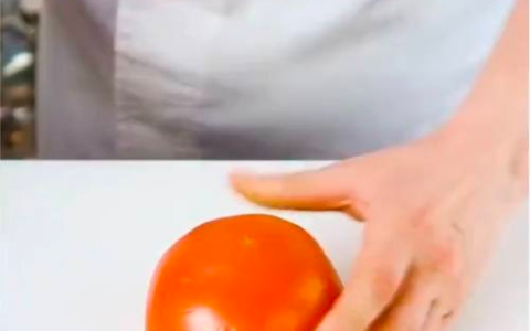 番茄怎么切成滚刀块,番茄怎么切