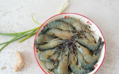 虾头怎么做好吃又简单,大头虾怎么做好吃